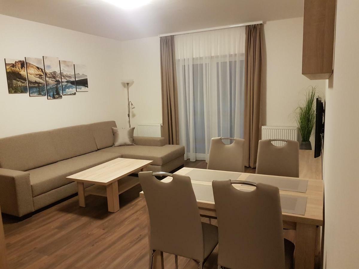 דמנובסקה דולינה Apartman Jasna Lucky מראה חיצוני תמונה
