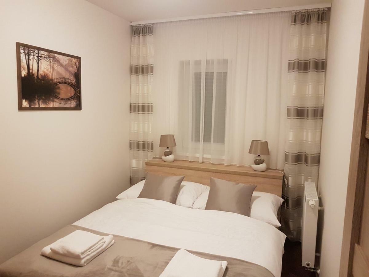 דמנובסקה דולינה Apartman Jasna Lucky מראה חיצוני תמונה